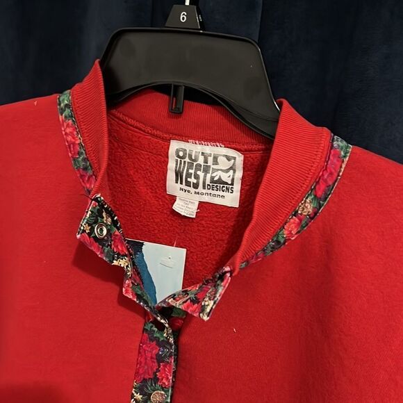 Vintage Redone Red Sweatshirt floral size large - Picture 3 of 8